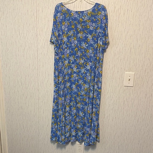 Woman Within Blue and Yellow Floral Crinkle Texture 1X Dress for any Events - Picture 2 of 7